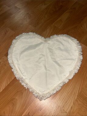 Heart Shaped table cloth